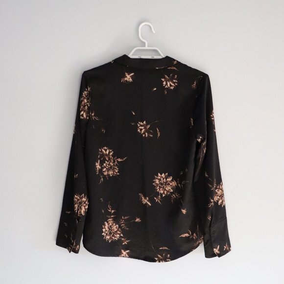 NWT Gentle Fawn Satin Black XS Simone Luxe Floral Buttoned V-Neck Office‎ Blouse - Picture 2 of 14
